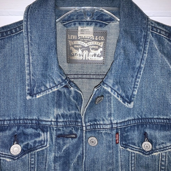 Levi’s Silver Label Denim Trucker Jean Jacket - Picture 5 of 16